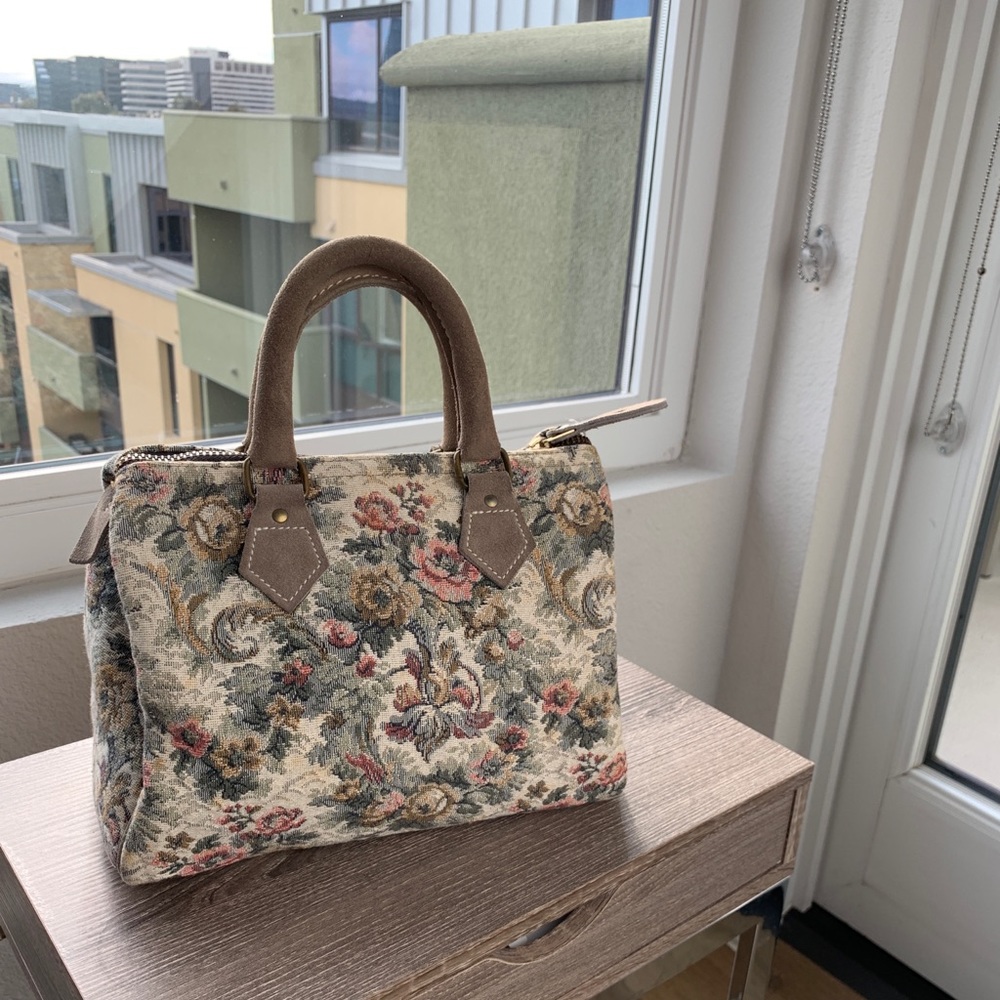Vintage French Luggage Co Tapestry sachel 8X10.5